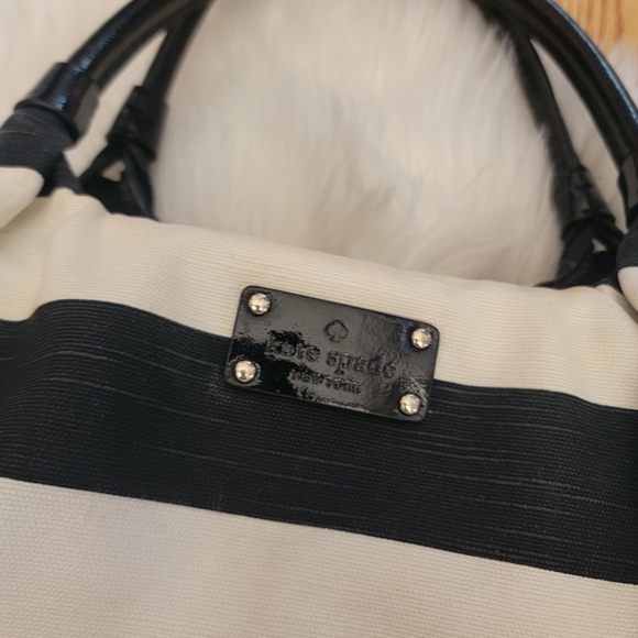 Kate Spade Cambridge Stevie Striped Bag - Picture 2 of 11